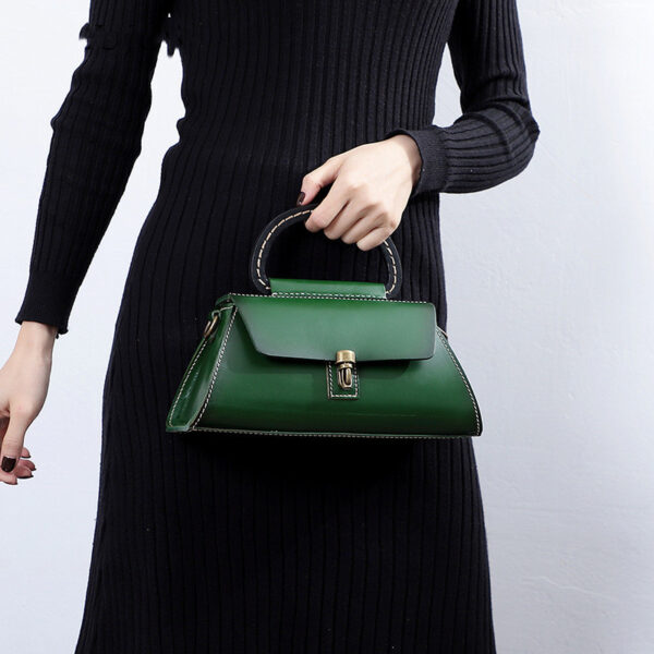 ⁦Female Tree Cream Leather Handbag⁩ - الصورة ⁦7⁩