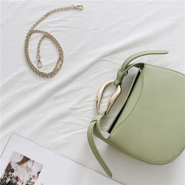 ⁦Apple Bag Niche Design Cowhide Chain Leather Messenger Small Bag⁩ - الصورة ⁦4⁩