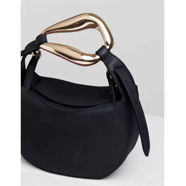 ⁦Apple Bag Niche Design Cowhide Chain Leather Messenger Small Bag⁩ - الصورة ⁦6⁩