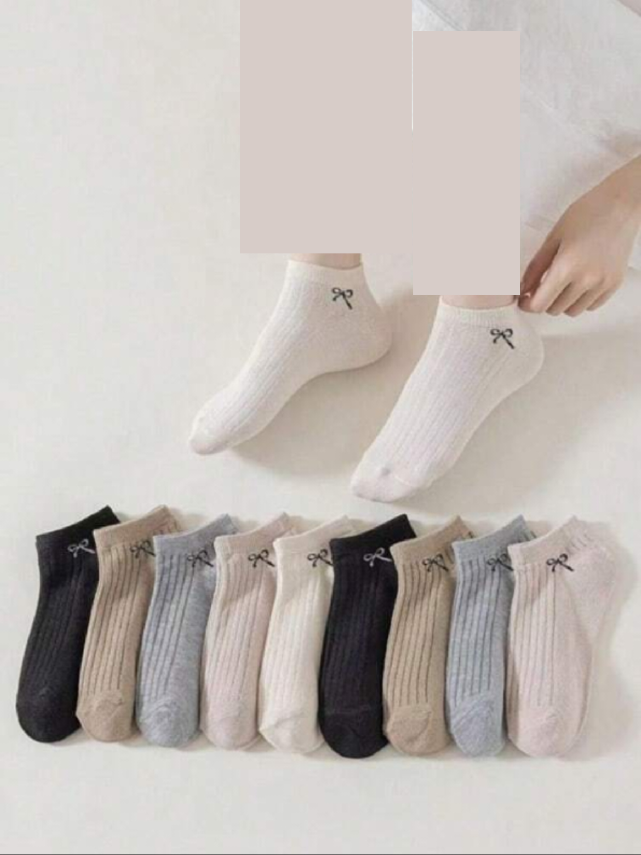 10 أزواج من الجوارب