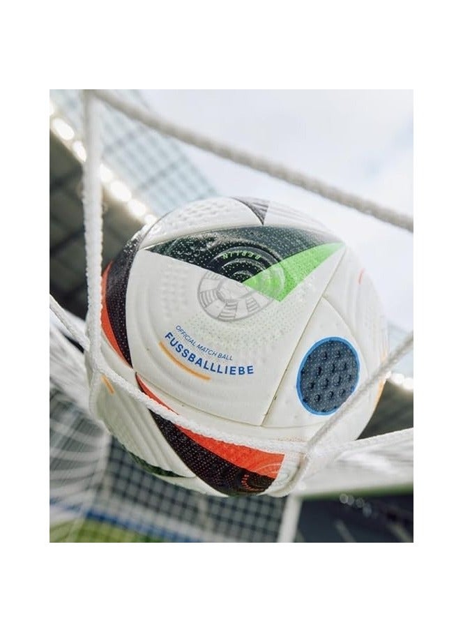 كرة قدم فاخرة