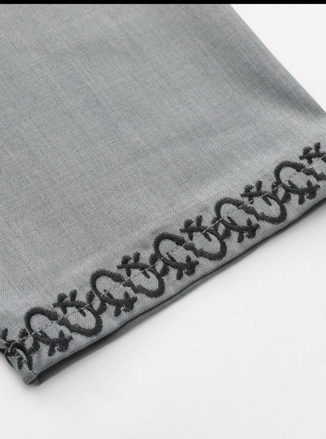 ثوب رجالي فضفاض